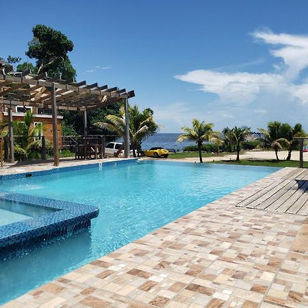 Seaside Chateau Resort Belize City Extérieur photo