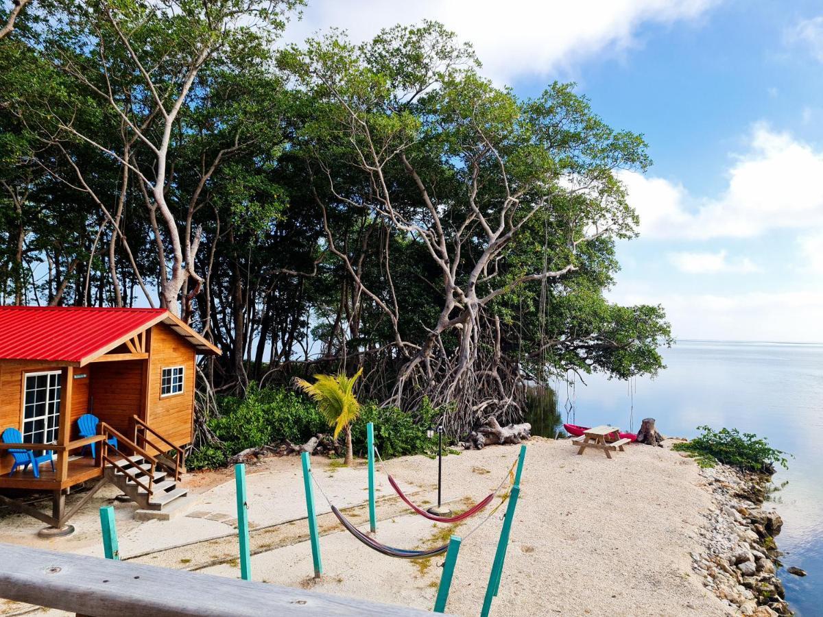 Seaside Chateau Resort Belize City Extérieur photo
