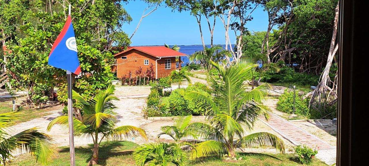 Seaside Chateau Resort Belize City Extérieur photo